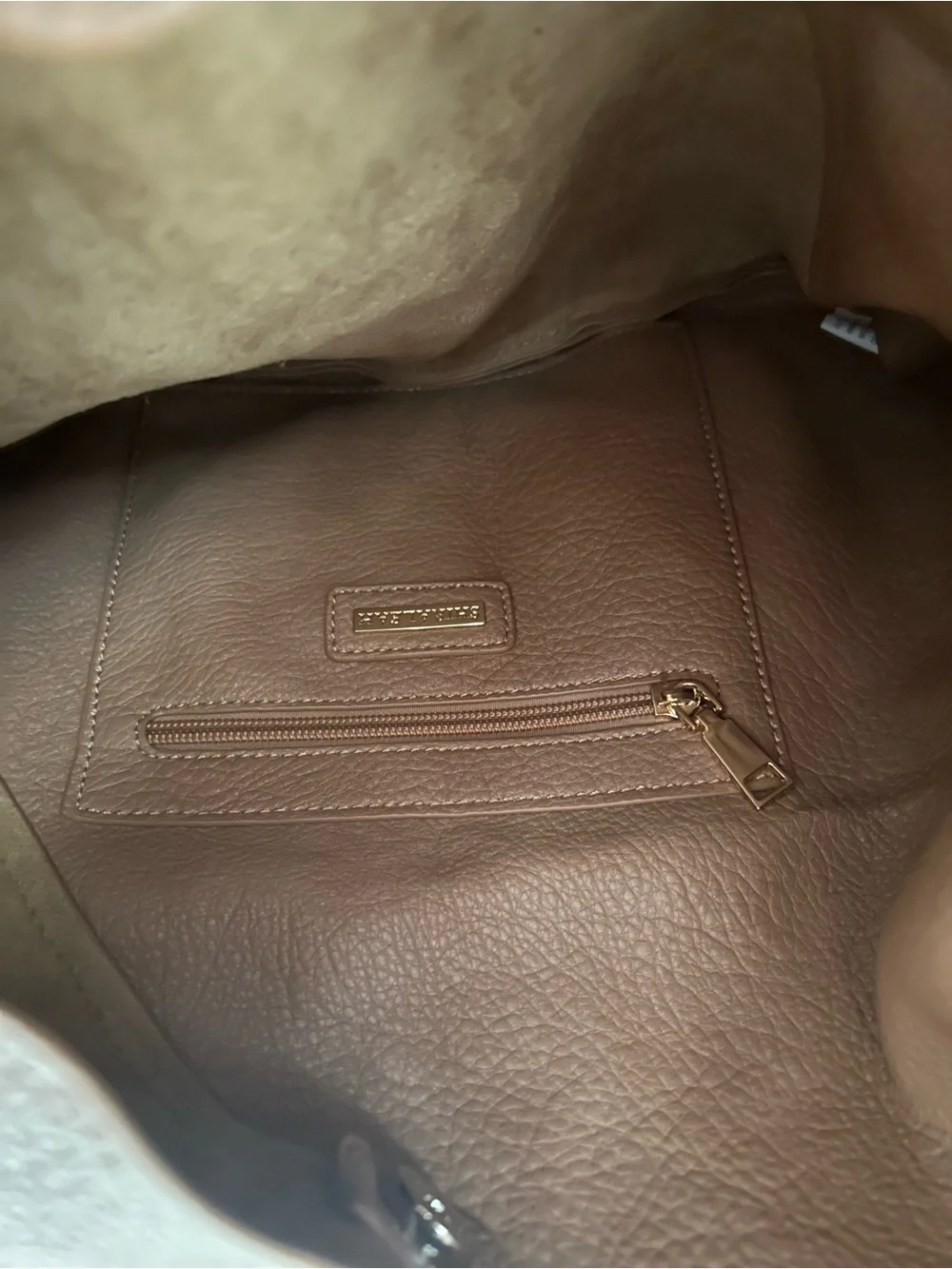 Shiraleah nwot suede